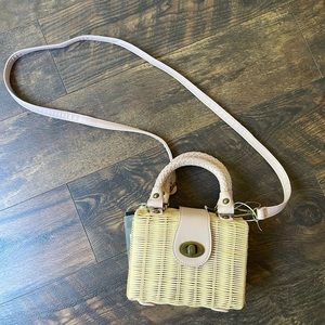 Wicker crossbody purse